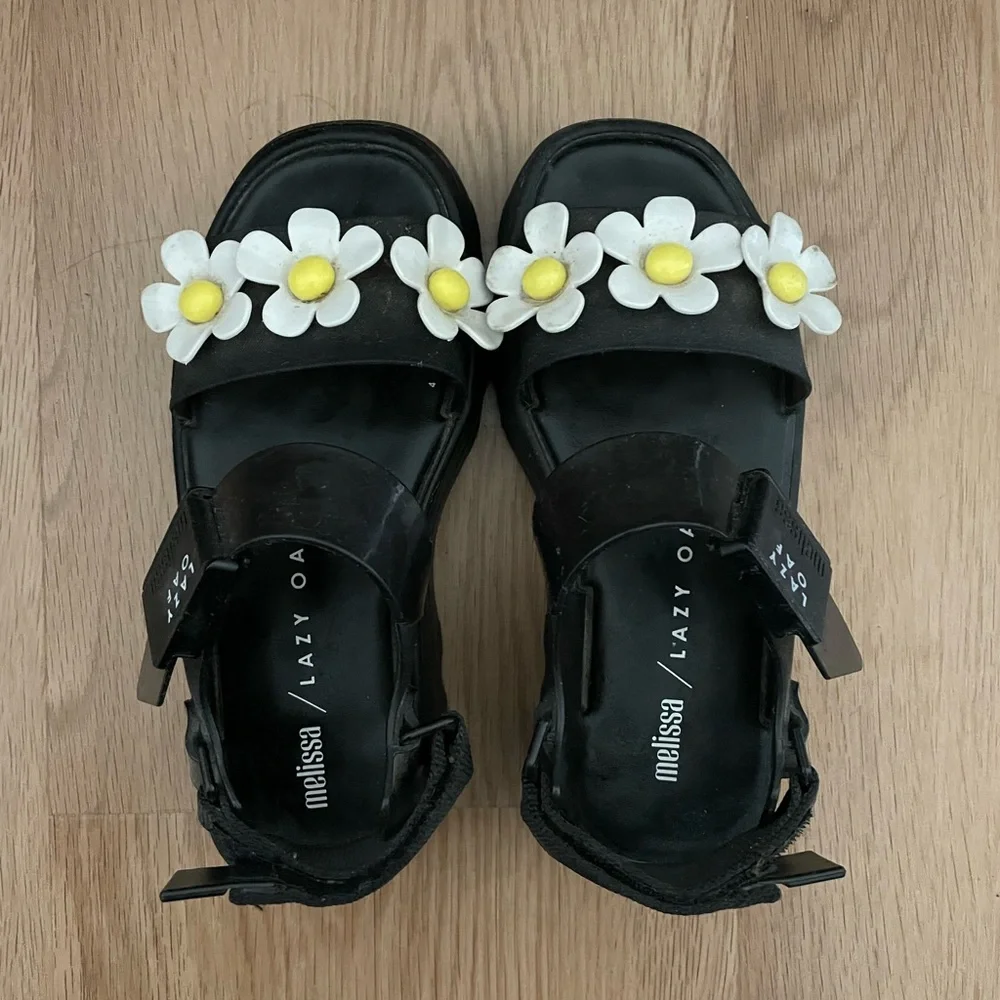 Lazy Oaf x Melissa Kick Off Sandals in Black Bloom - Picture 4 of 6